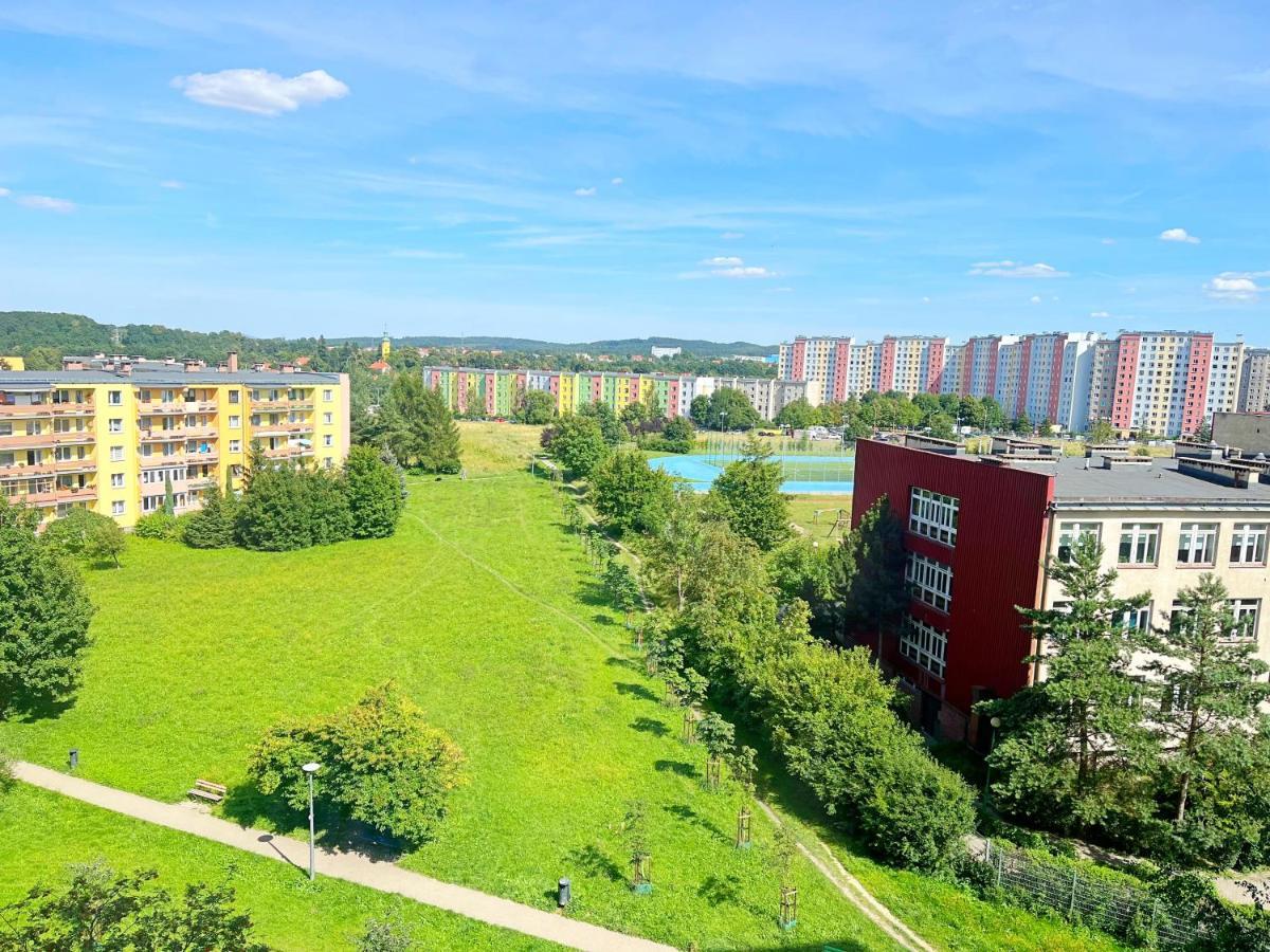 Apartament Stara Latarnia Валбжих Екстериор снимка