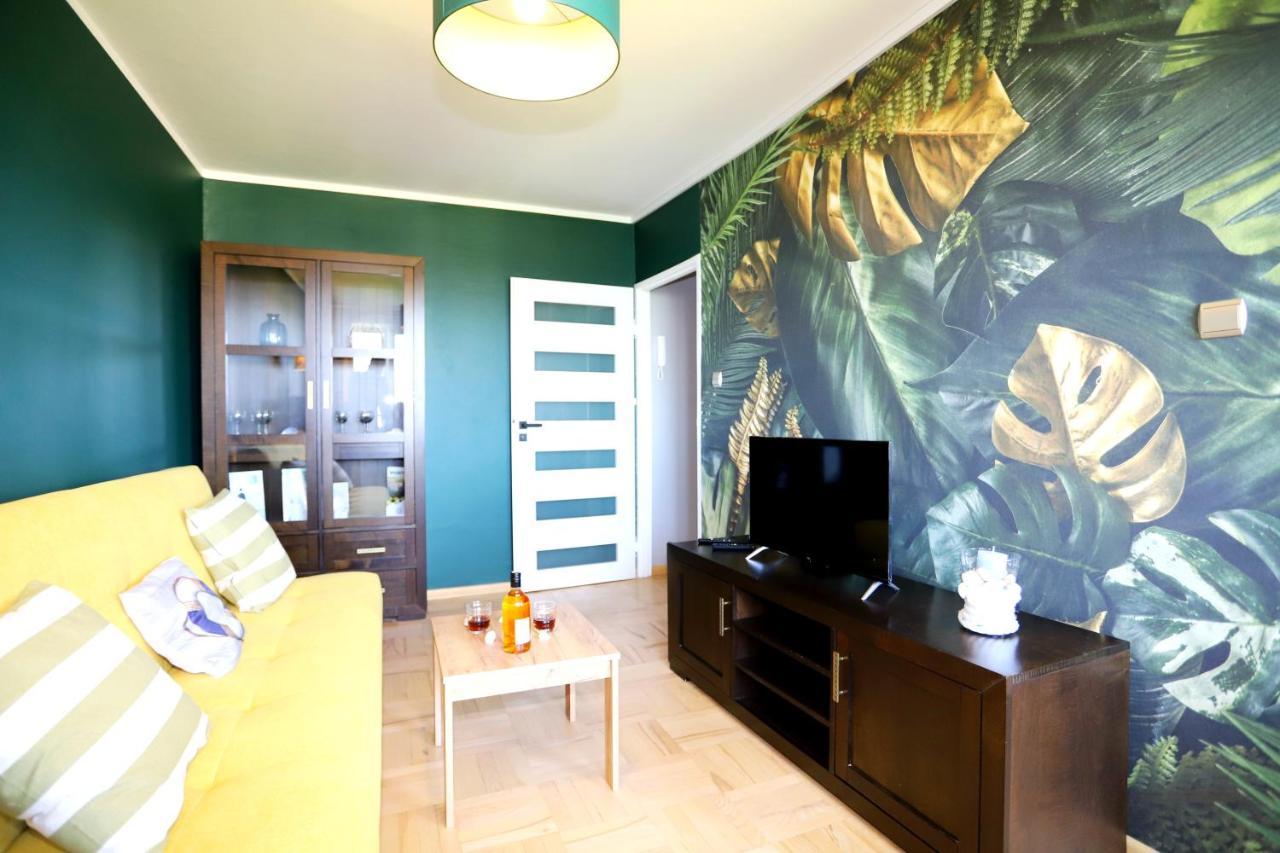 Apartament Stara Latarnia Валбжих Екстериор снимка